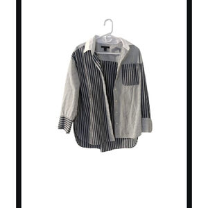 Banana Republic Petite L Striped Button Down Shirt Blue White 100% cotton
